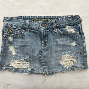 Abercrombie & Fitch low rise jean skirt size 00/xs